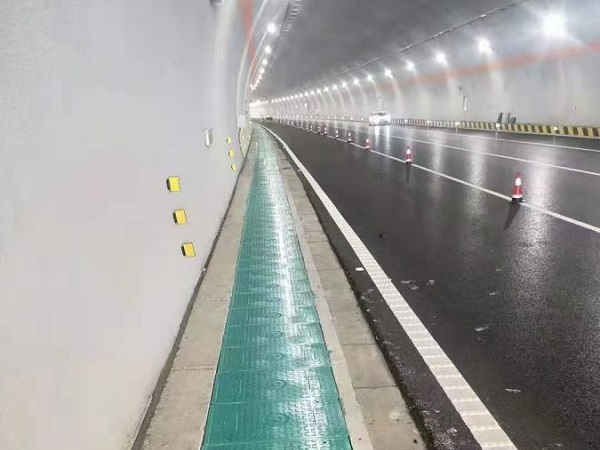  山东某某高速隧道用盖板